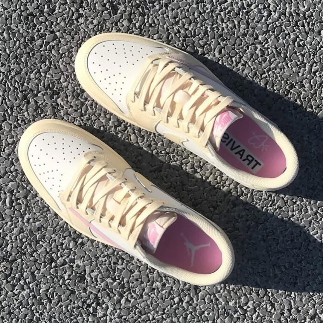 Travis Scott x Jordan 1 Shy Pink